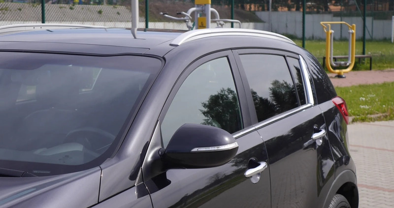 Kia Sportage cena 48900 przebieg: 117000, rok produkcji 2015 z Starachowice małe 781